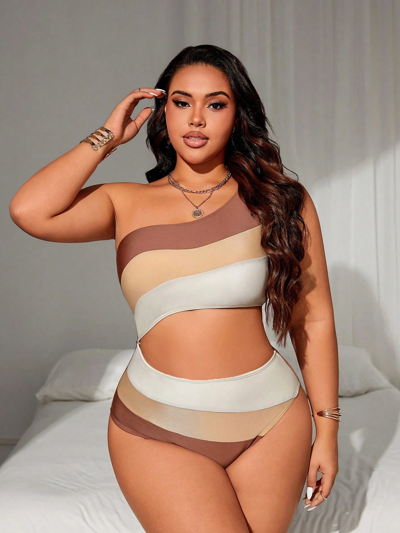 maiôs,
maiô feminino,
maiô,
plus size,
maiô plus size,
maio de praia,
roupas plus size,
roupas plus size feminina,
roupas femininas plus size,
moda plus size