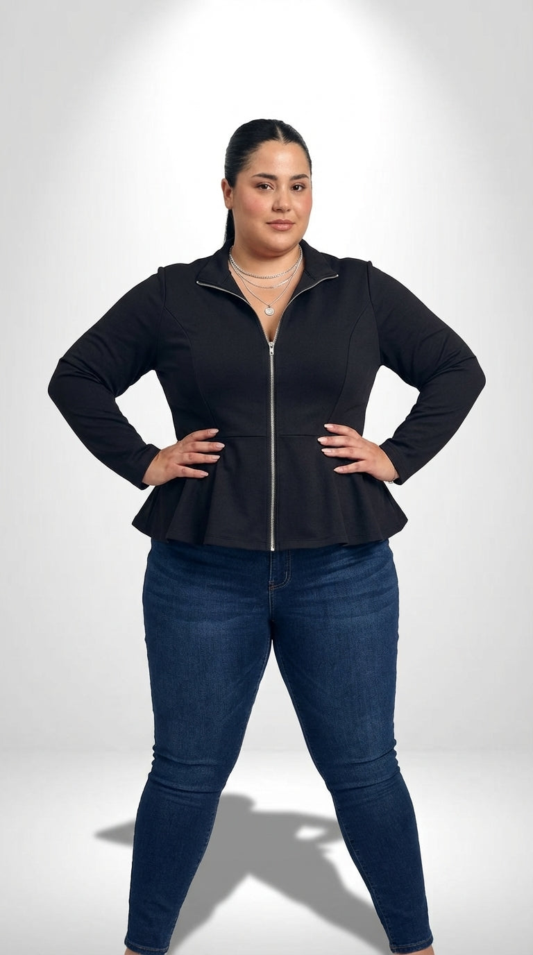 Jaqueta plus size preta com zíper central, mangas bufantes e caimento elegante