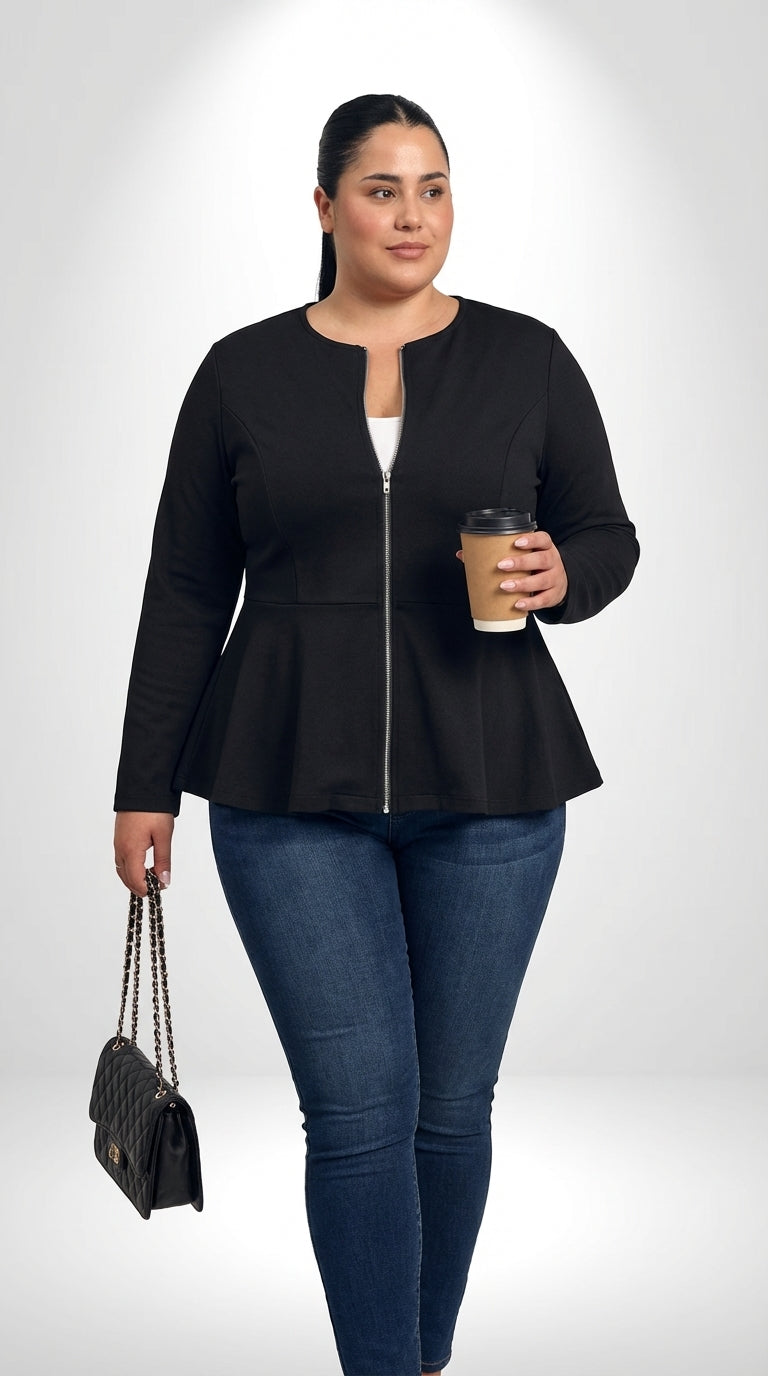 Jaqueta plus size preta em algodão com manga bufante, ajuste regular e sem bolsos