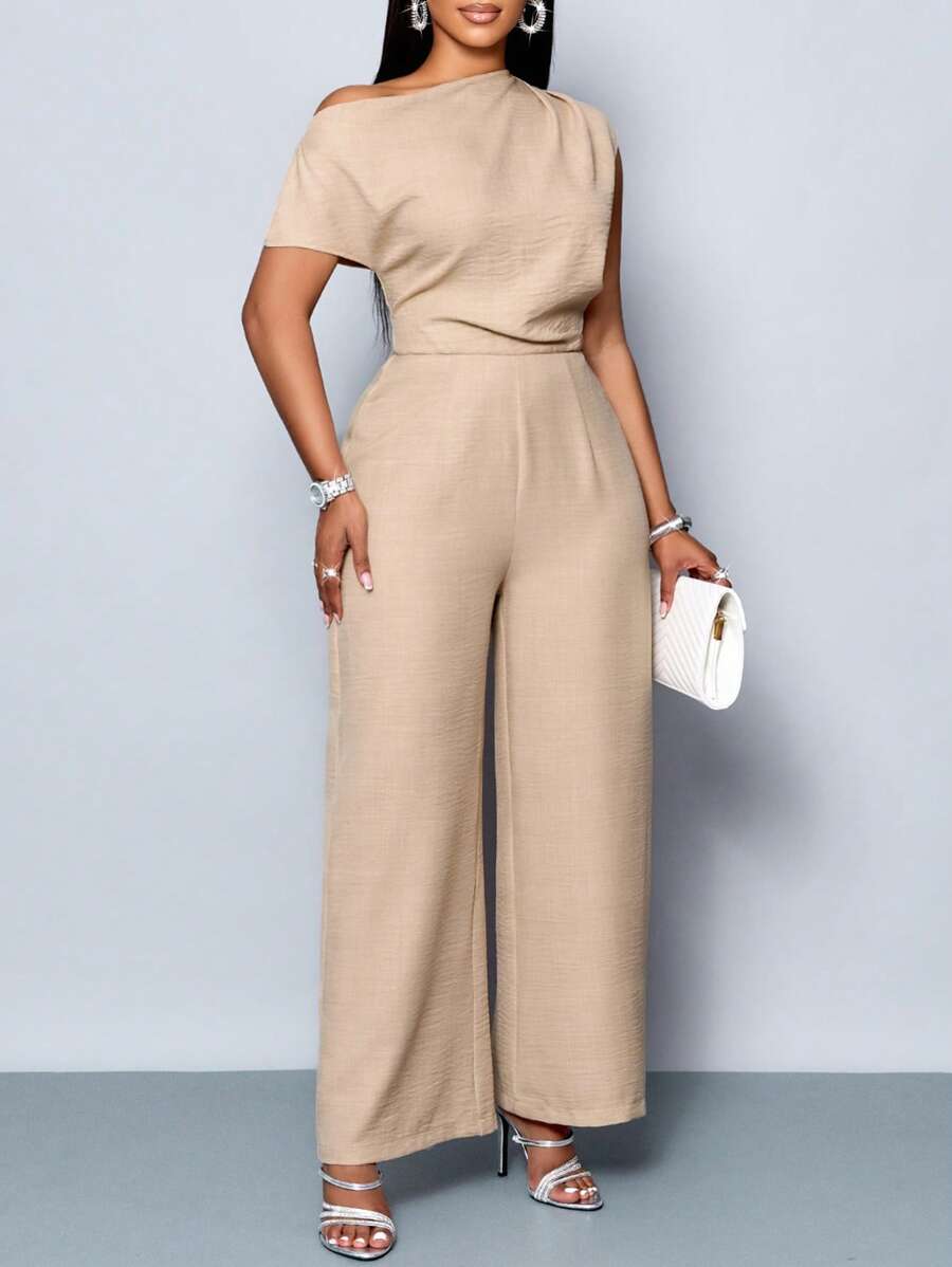 Macacão plus size ombro à mostra, elegante e versátil, ideal para festas, jantares ou eventos especiais.