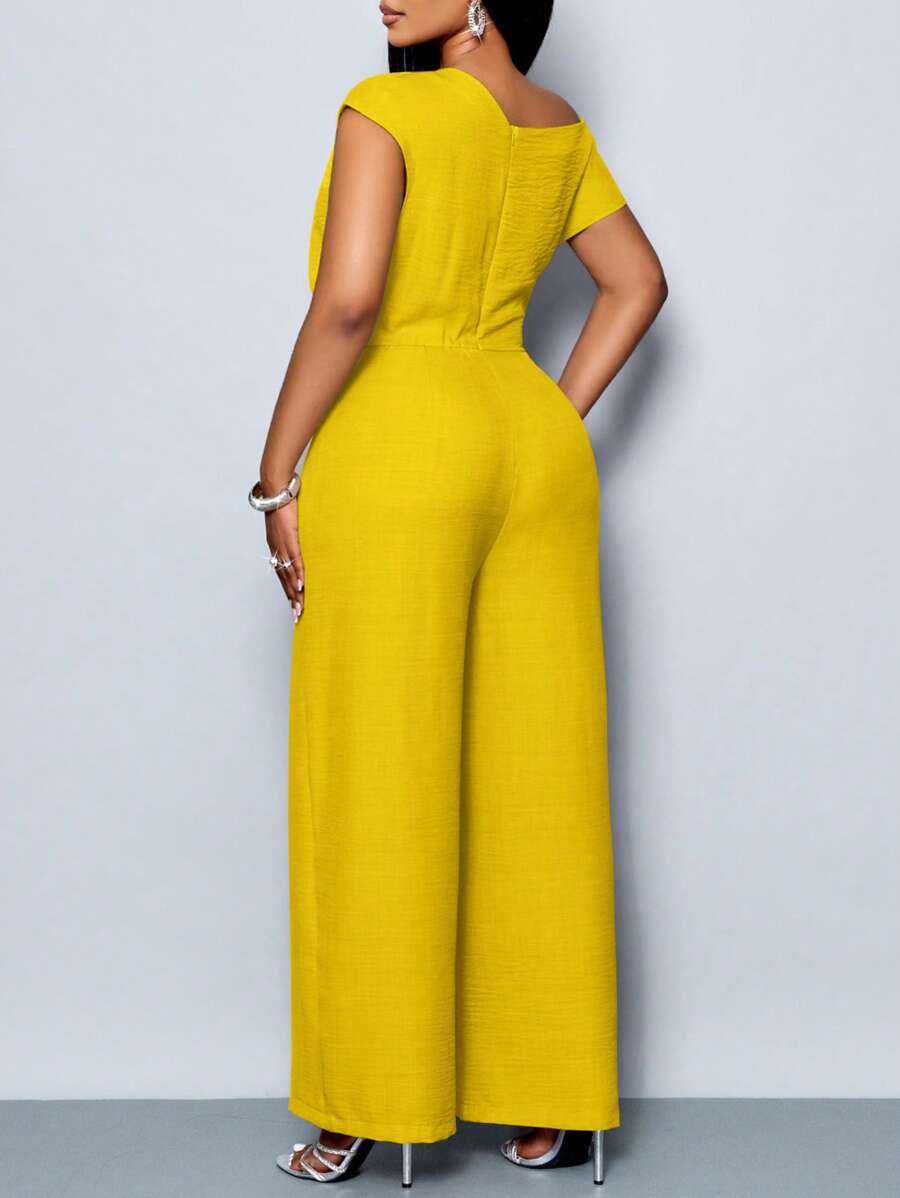 Destaque-se em festas com macacão plus size ombro à mostra, cintura alta e design elegante e moderno.