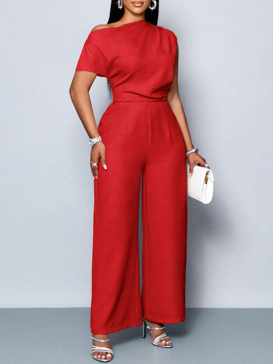 Sofisticação e conforto em um macacão plus size ombro à mostra, ideal para eventos formais e encontros especiais.