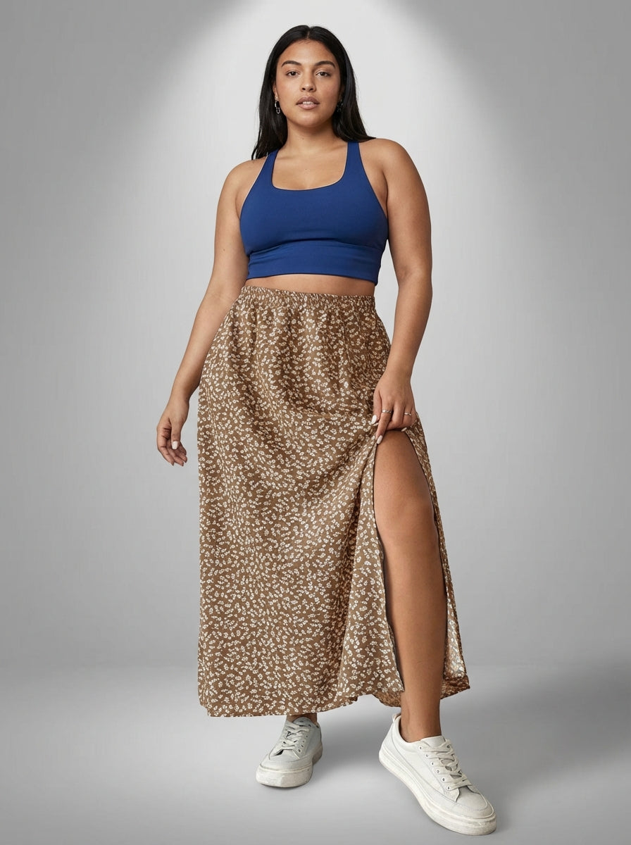 Saia Outono plus size marrom com estampa floral, comprimento maxi e modelagem confortável
