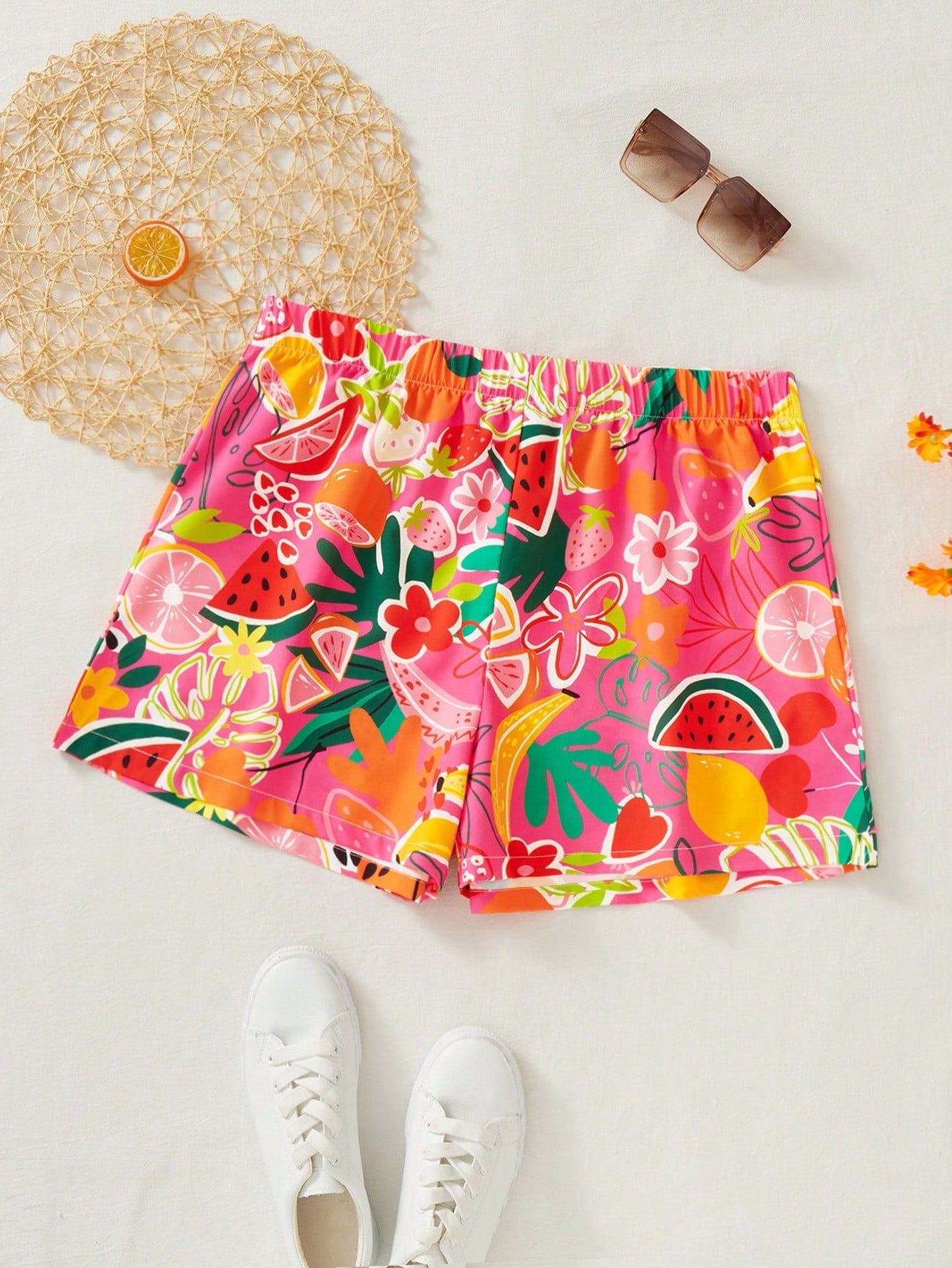 short feminino na cor rosa com estampa de frutas, tamanho grande, confortável e estiloso.