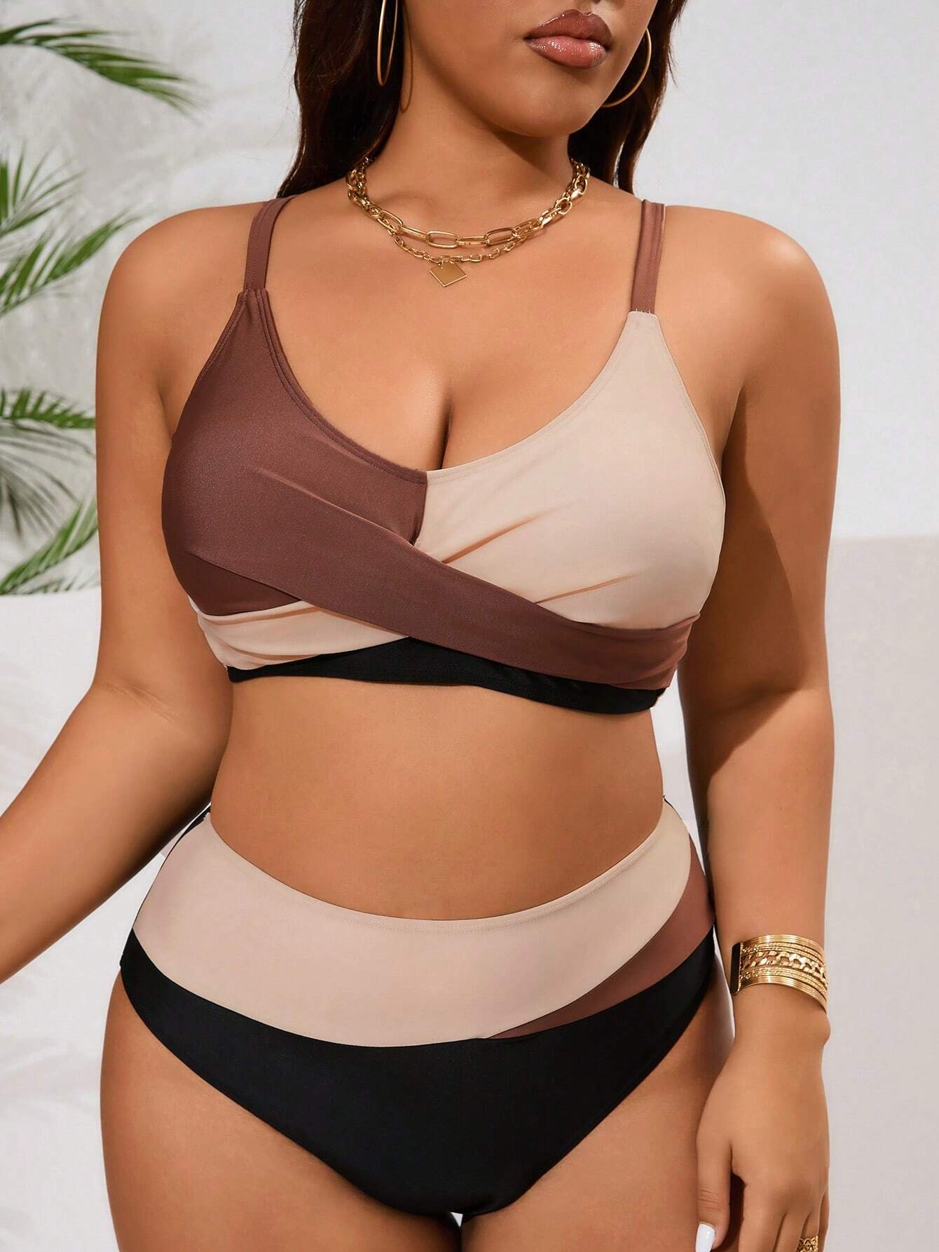 plus size,
roupas plus size,
roupas plus size feminina,
roupas femininas plus size,
moda plus size,
biquini,
biquíni feminino,
biquíni plus size,
bikini,
moda praia
