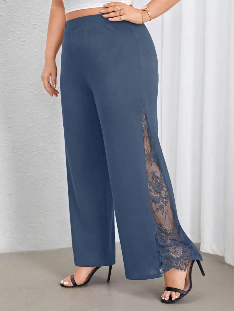 Modelo que alonga a silhueta e valoriza curvas. Ideal para mulheres elegantes e seguras.