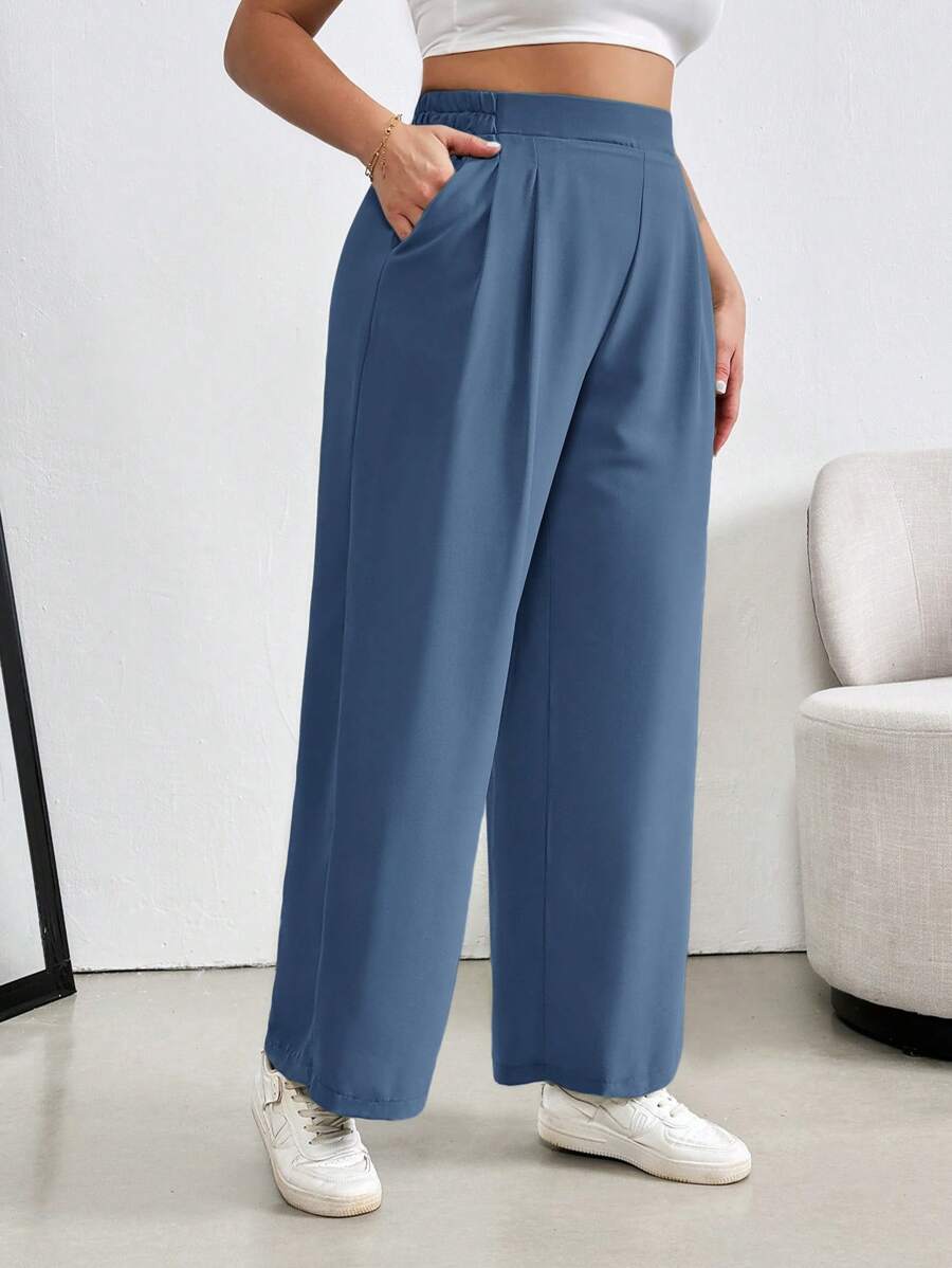 Calça Pantalona Plus Size Feminina com Cintura Alta e Caimento Solto, confeccionada em 100% linho de alta qualidade, com cintura alta que valoriza as curvas e alonga a silhueta. Possui caimento fluido, toque macio e elasticidade que garante conforto durante todo o dia.
confeccionada em 100% linho de alta qualidade, com cintura alta que valoriza as curvas e alonga a silhueta. Possui caimento fluido, toque macio e elasticidade que garante conforto durante todo o dia.

