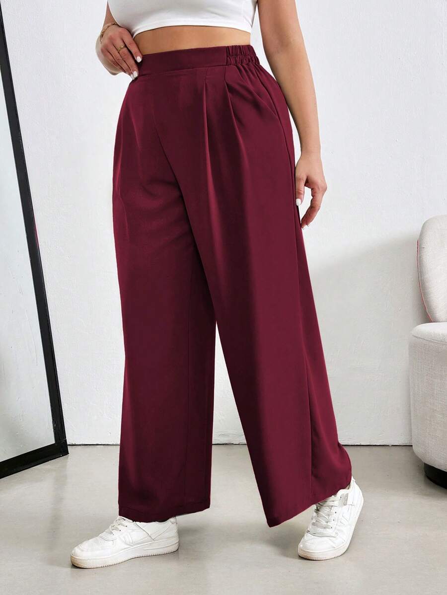 Calça Pantalona Plus Size de Linho Elegante para Moda Feminina, confeccionada em 100% linho de alta qualidade, com cintura alta que valoriza as curvas e alonga a silhueta. Possui caimento fluido, toque macio e elasticidade que garante conforto durante todo o dia.


