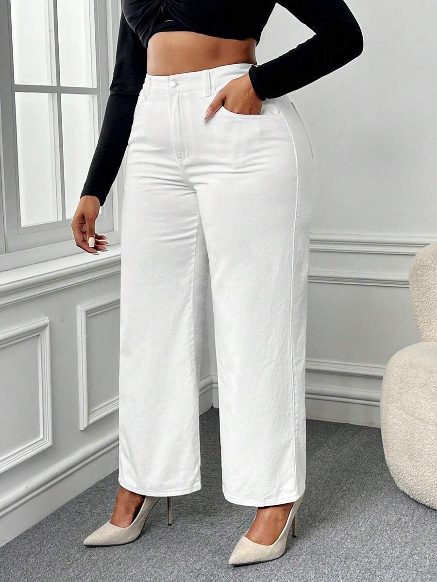 Calça jeans plus size cintura alta e perna larga, combinando estilo, conforto e praticidade para o dia a dia.