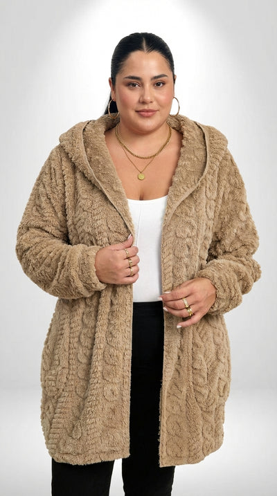 Casaco Plus Size Solto Com Capuz