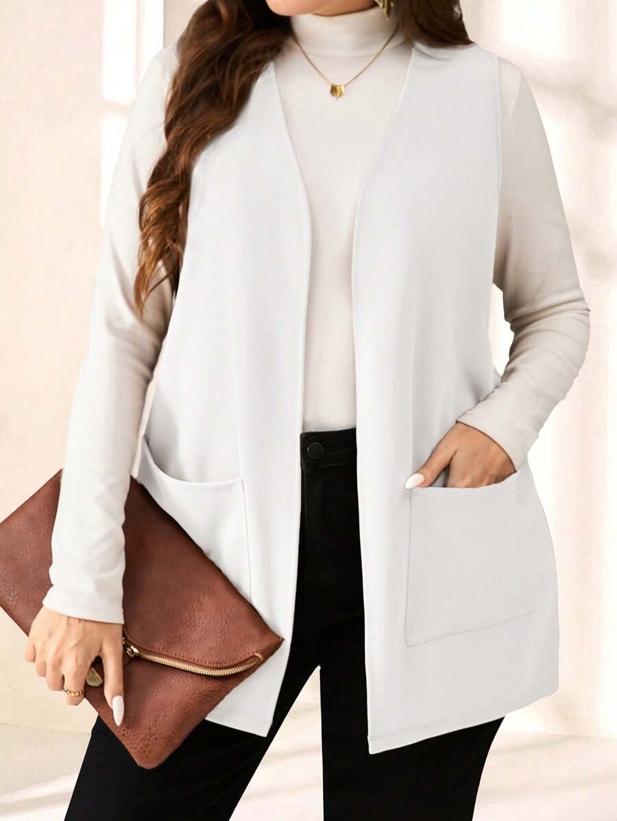 Peça moderna e funcional para looks femininos cheios de estilo.
