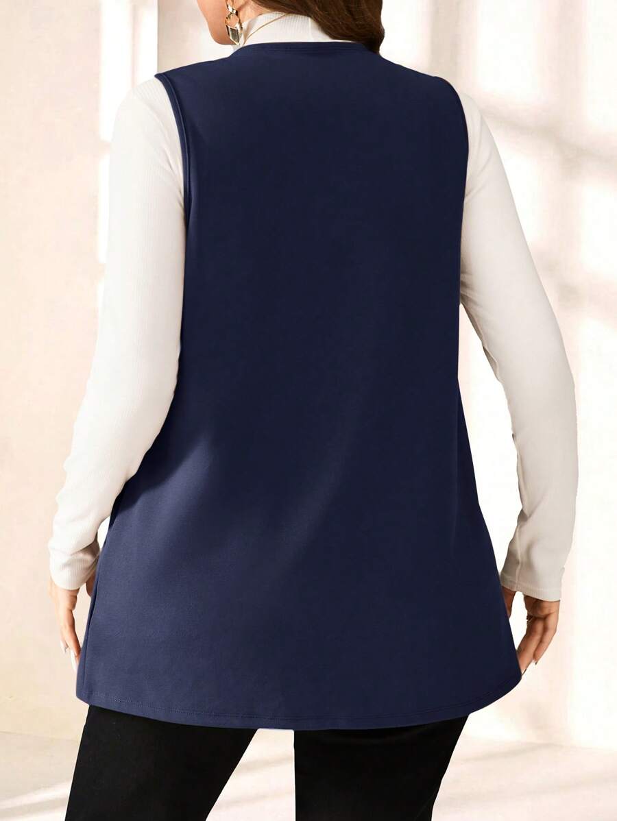Ideal para looks casuais, este colete plus size oferece estilo e funcionalidade.
