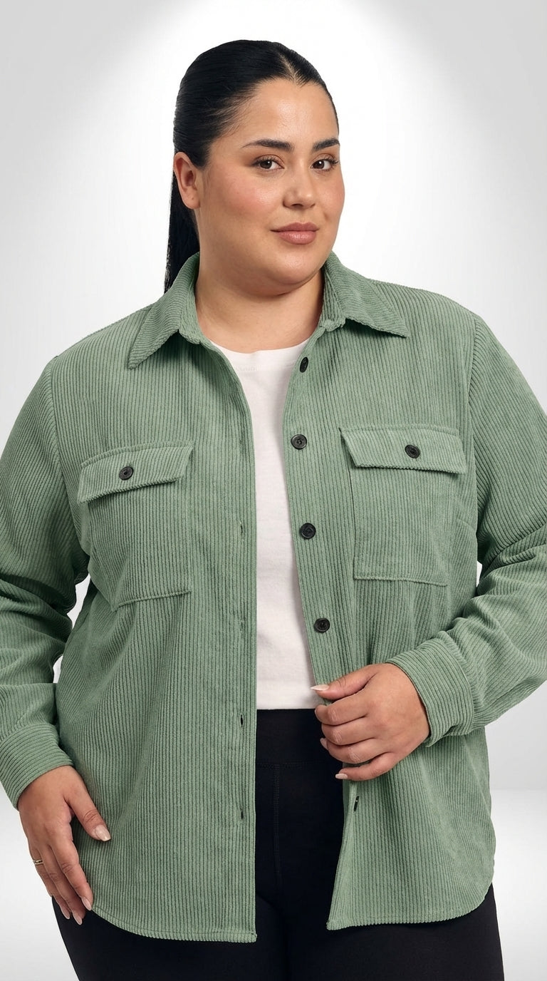 Jaqueta plus size com gola lapela, mangas longas e modelagem versátil para o dia a dia