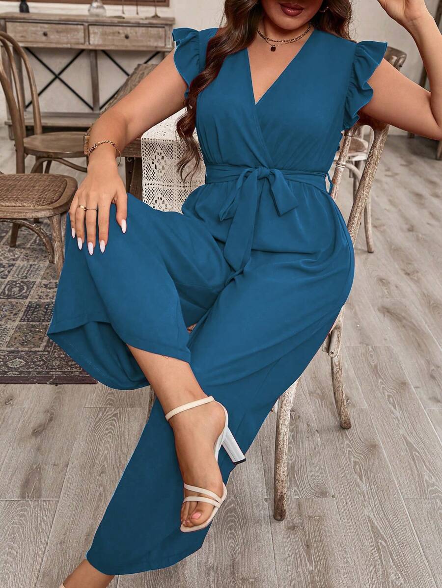 Versátil e prático, o macacão Plus Size é perfeito para o dia a dia.