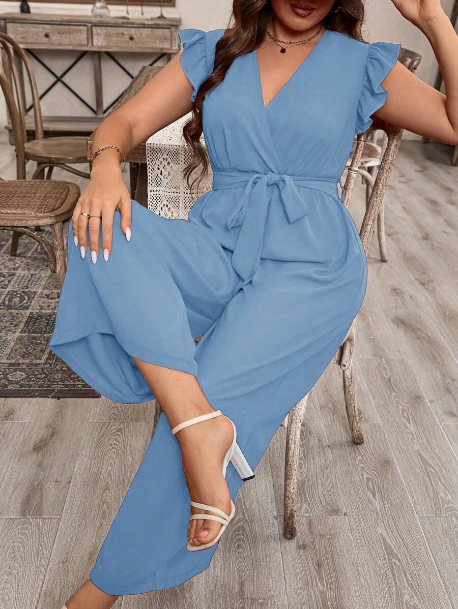 Vista confiança com macacão Plus Size elegante e confortável.