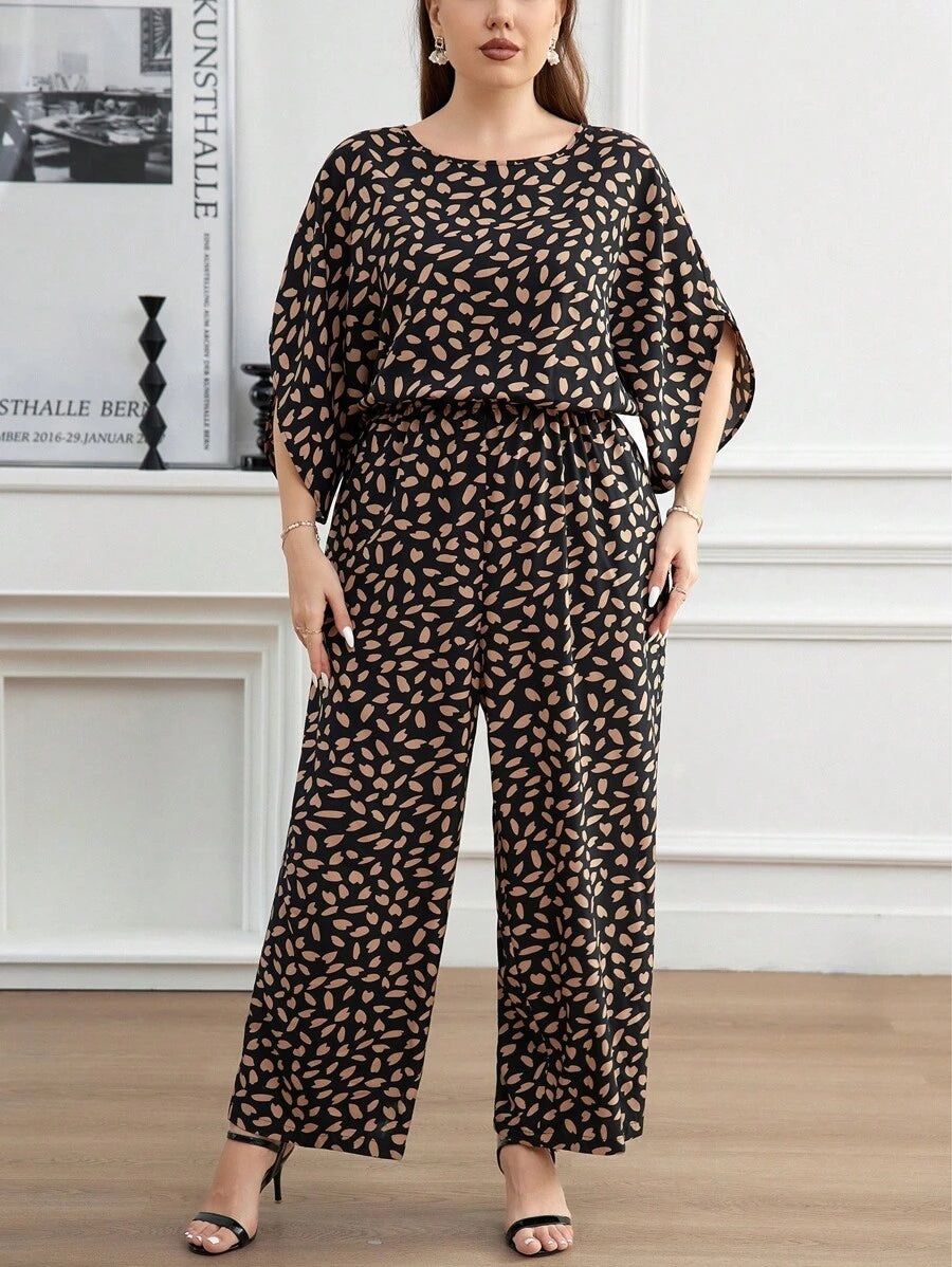 Versátil e sofisticado, o macacão Plus Size longo com manga dividida é ideal para jantares, eventos e looks casuais com estilo.