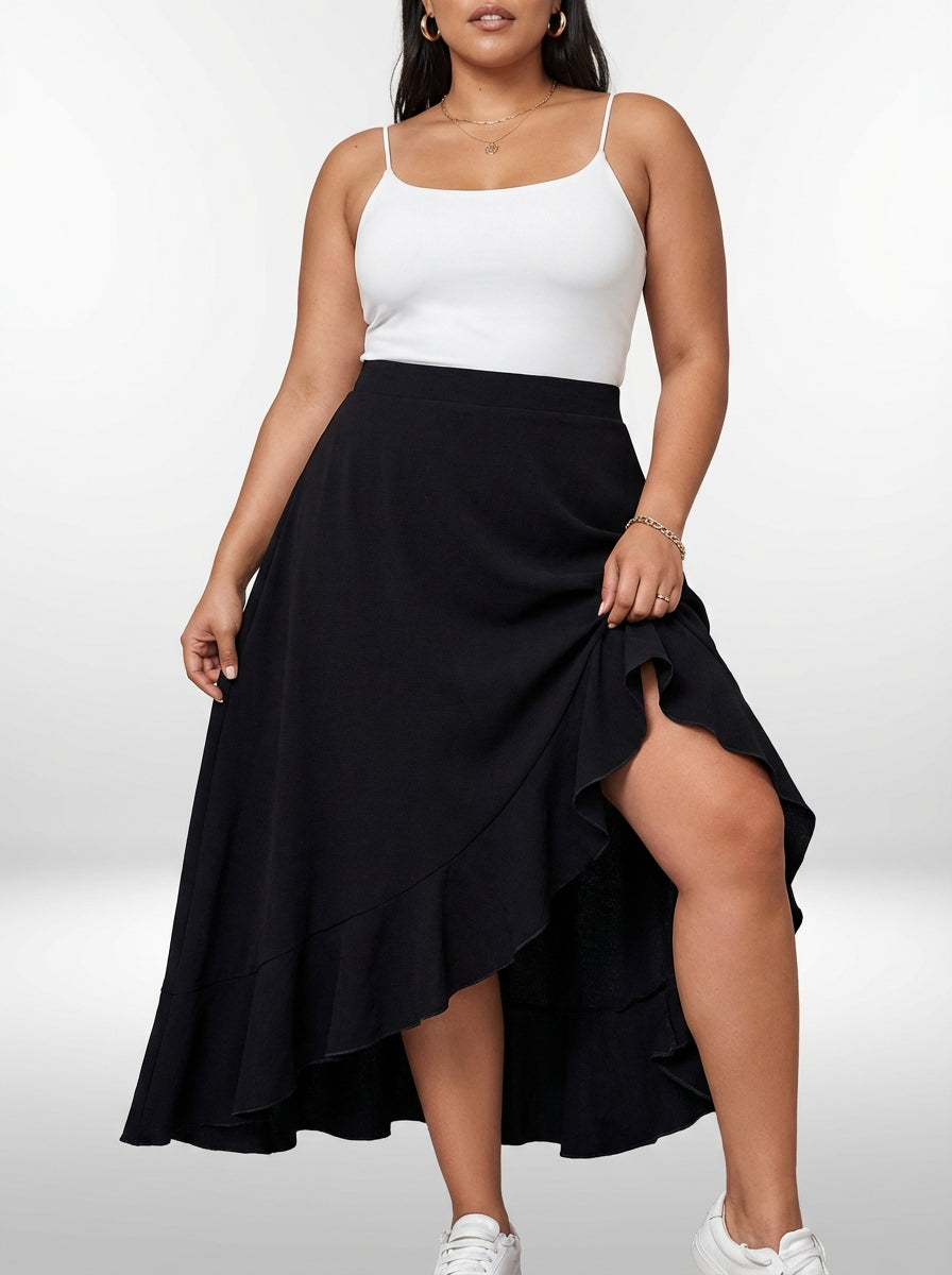 Saia Alice plus size longa na cor preta com cintura alta e design simples atemporal